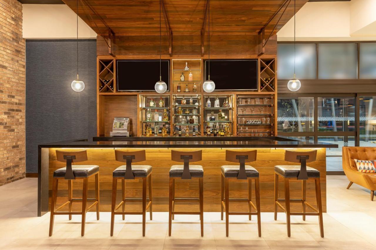 Four Points By Sheraton Monterrey Airport Apodaca Exteriör bild