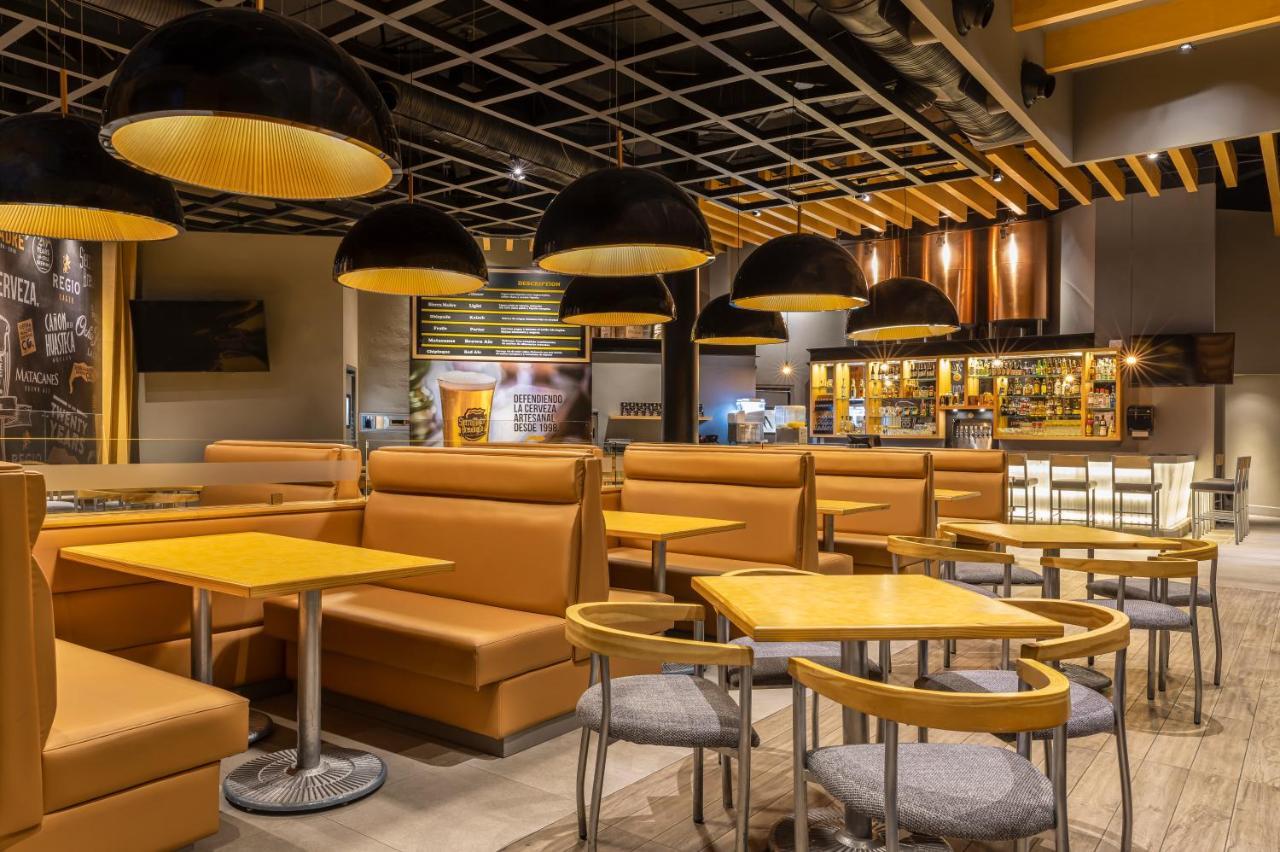 Four Points By Sheraton Monterrey Airport Apodaca Exteriör bild